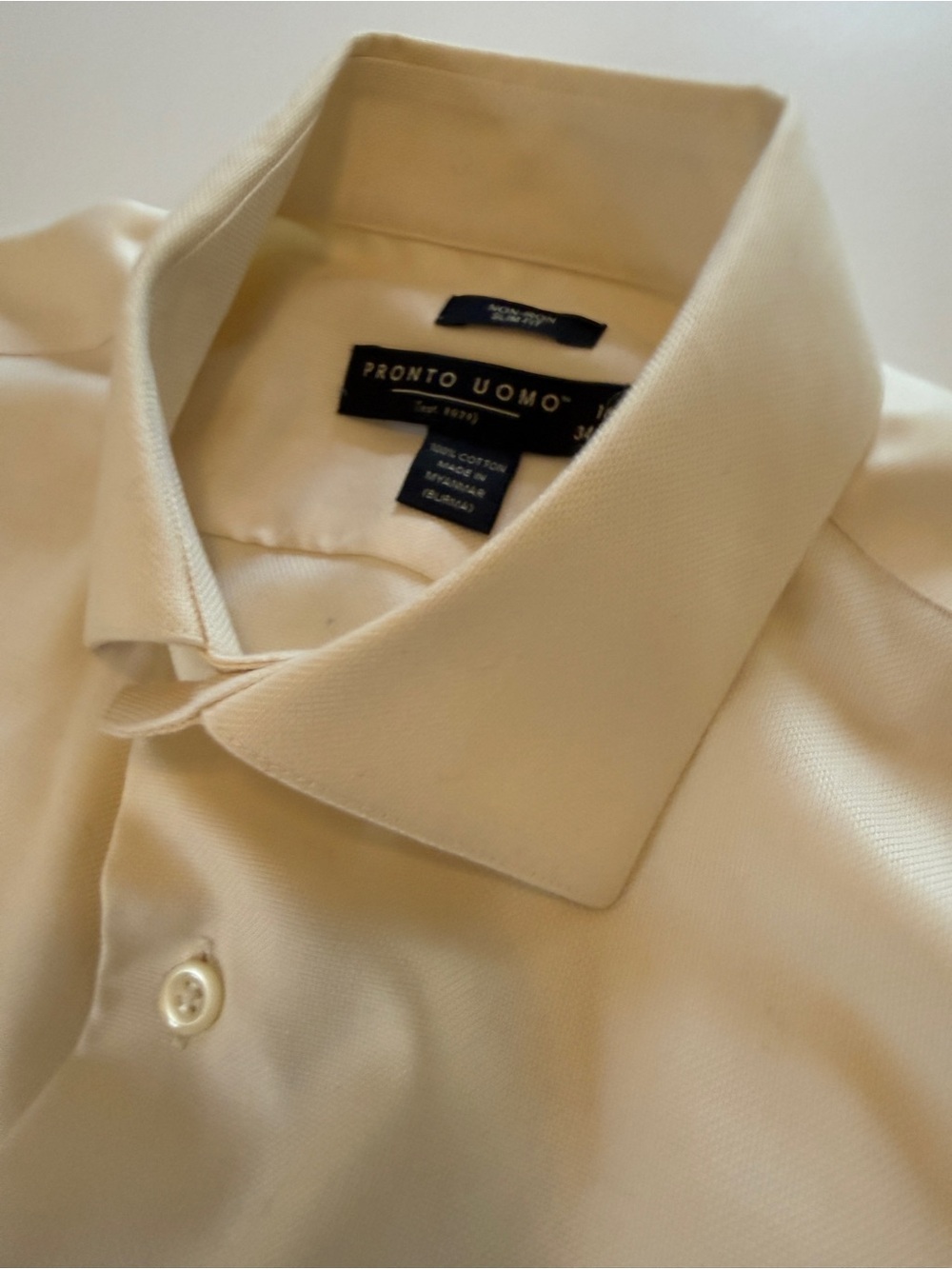 Pronto Uomo Non-Iron Slim Fit Dress Shirt – Men’s 16 / 34-35 – 100% Cotton